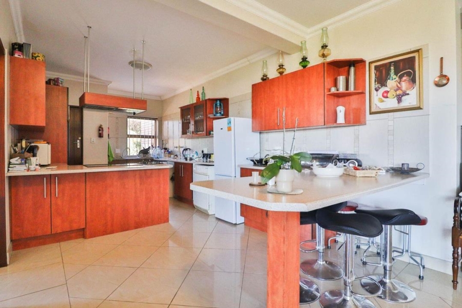 4 Bedroom Property for Sale in Stilbaai Wes Western Cape